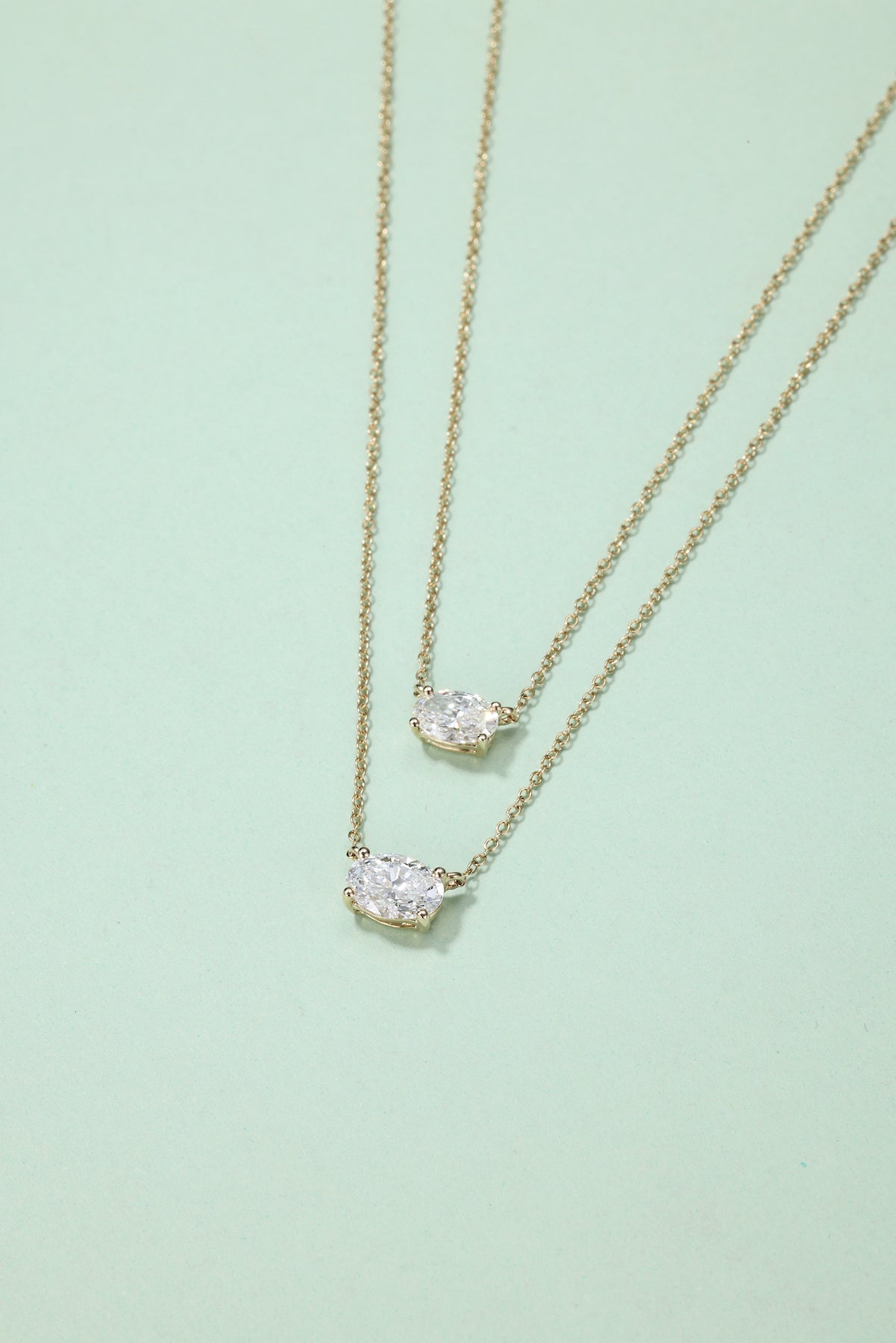 The Clara | Horizontal Oval Diamond Necklace