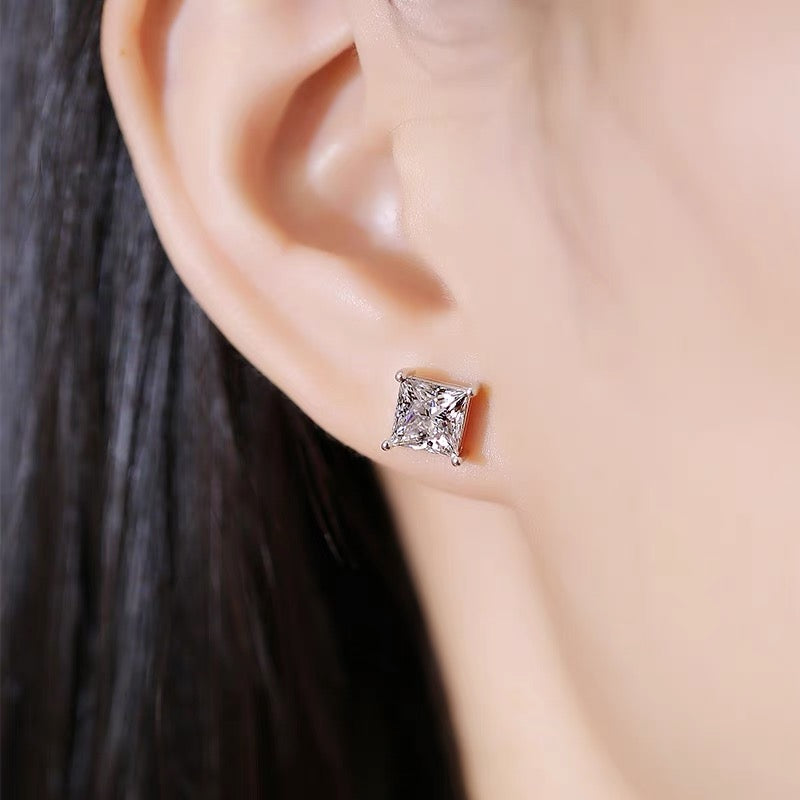 The Elise | Princess Diamond Stud Earrings